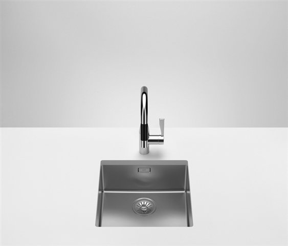 Dornbracht single basin, 400 x 400mm, polished stainless steel, 38400003-85